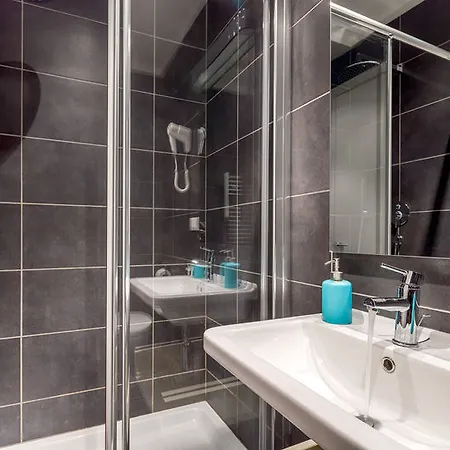 Nearhome 3* Rome