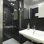 Nearhome Hotel